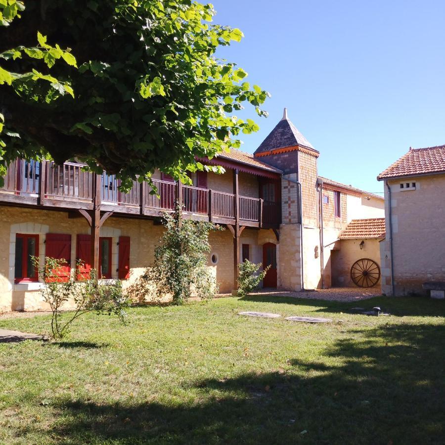 Au Repos Des Elfes Villa Braye-sous-Faye Dış mekan fotoğraf
