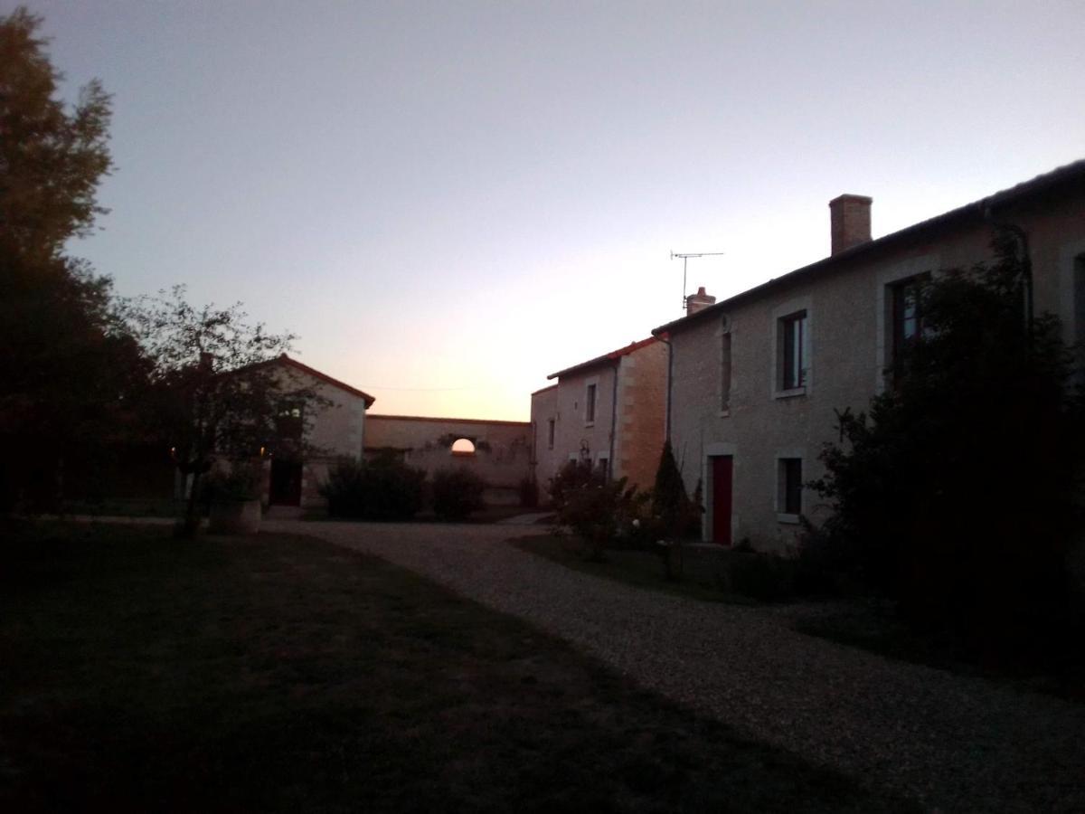 Au Repos Des Elfes Villa Braye-sous-Faye Dış mekan fotoğraf