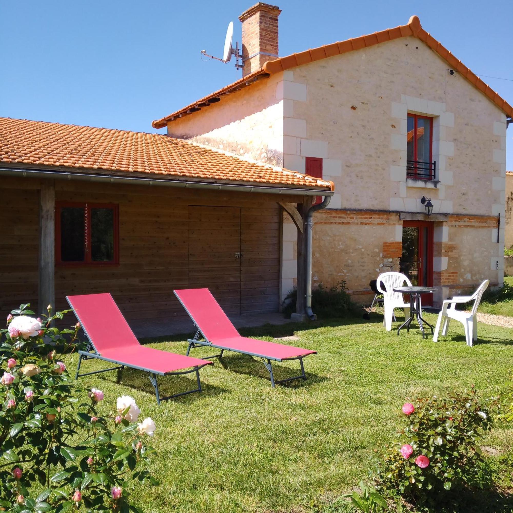 Au Repos Des Elfes Villa Braye-sous-Faye Dış mekan fotoğraf